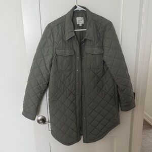 Love Tree women’s Quilted Shirt Jacket - Dark Green